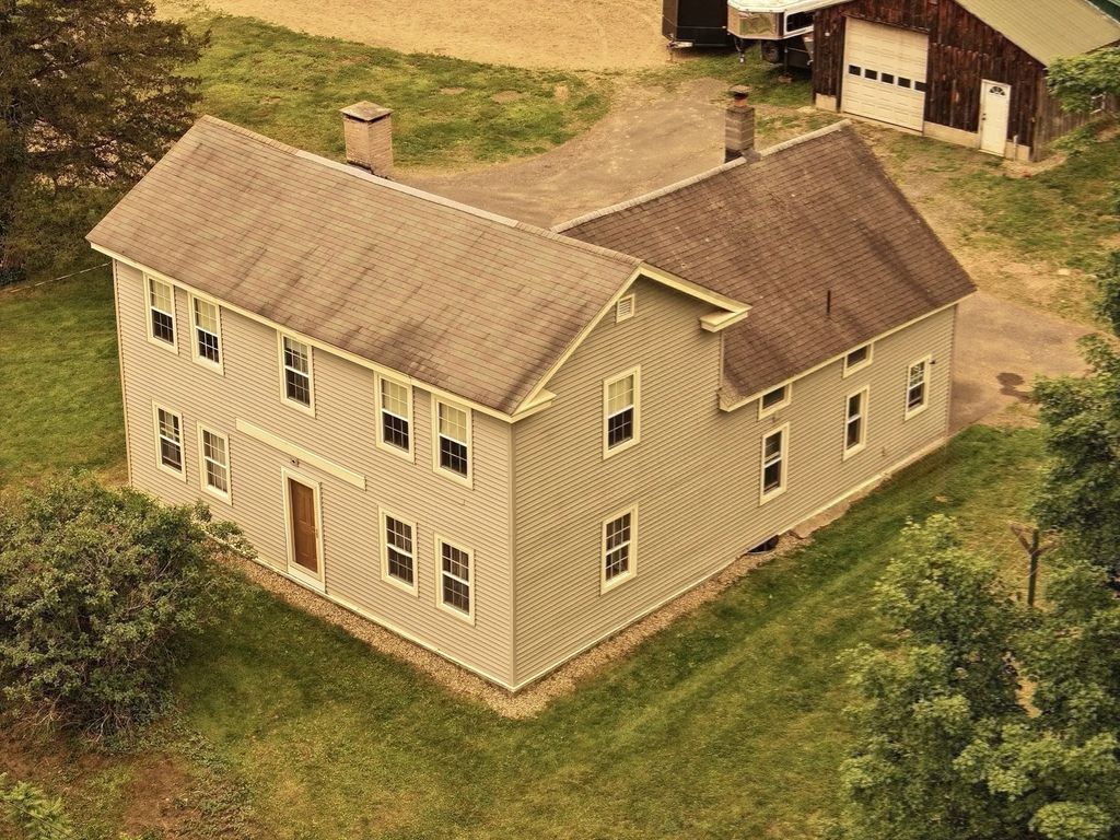 271 Lower Road, Deerfield