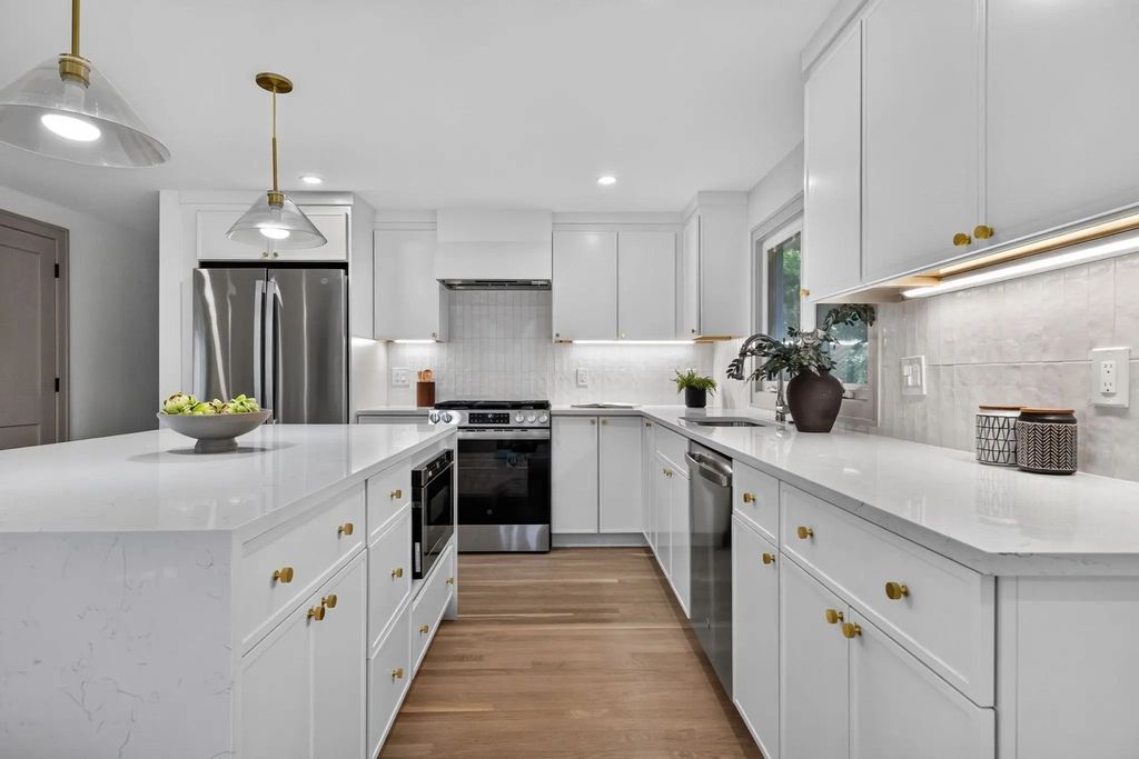 15 Homer Rd, Arlington