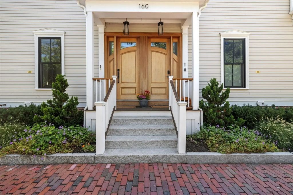 160 Norfolk Street #1, Cambridge