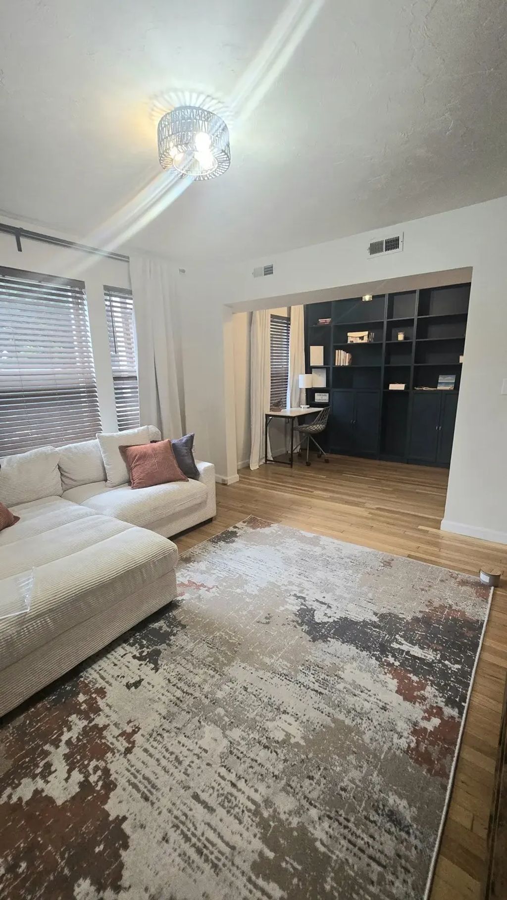 407 Washington St #2, Boston