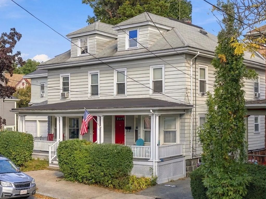 39 Linden St, Salem