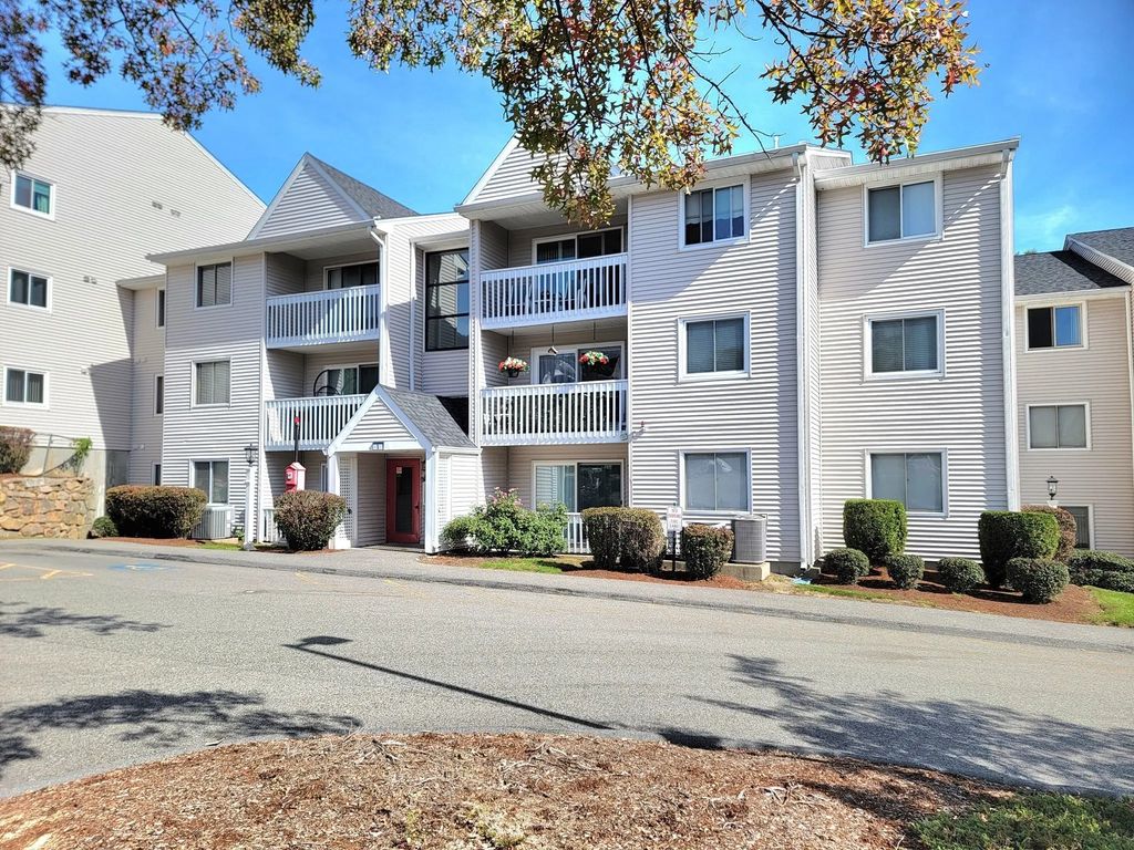 15 Bower Rd #b10, Quincy