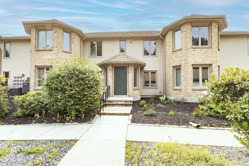 108 Norton Avenue #24, Easton