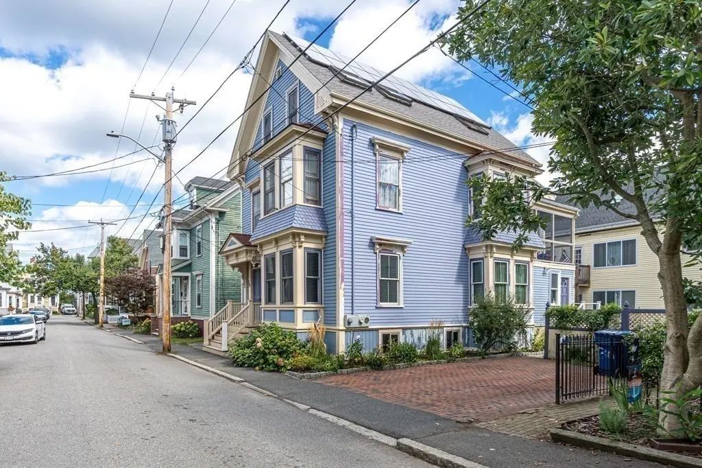 30 Boardman St #2, Salem