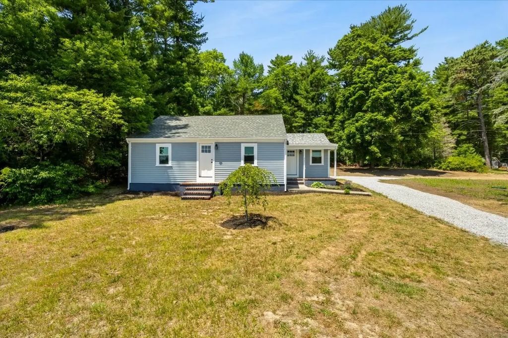 521 Marys Pond Rd, Rochester