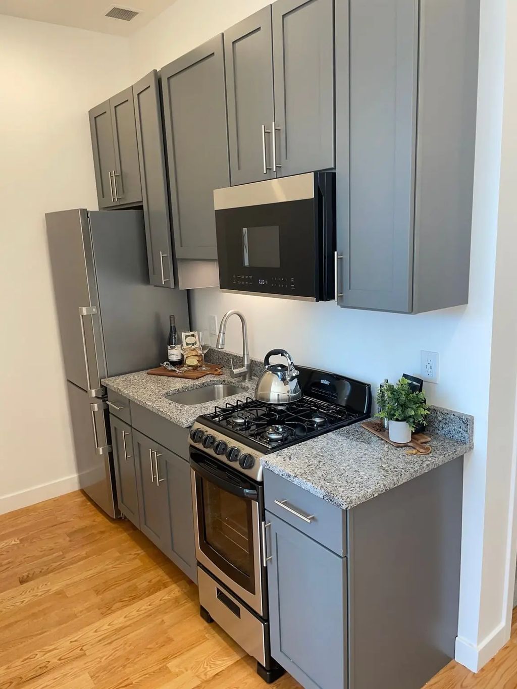 64 Market St #5, Lynn