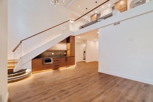 79 Park St #1, Brookline
