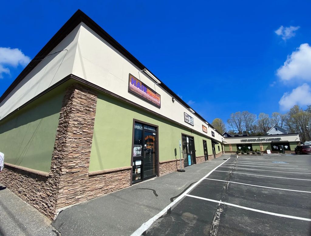 112 Main Street #8, Pepperell
