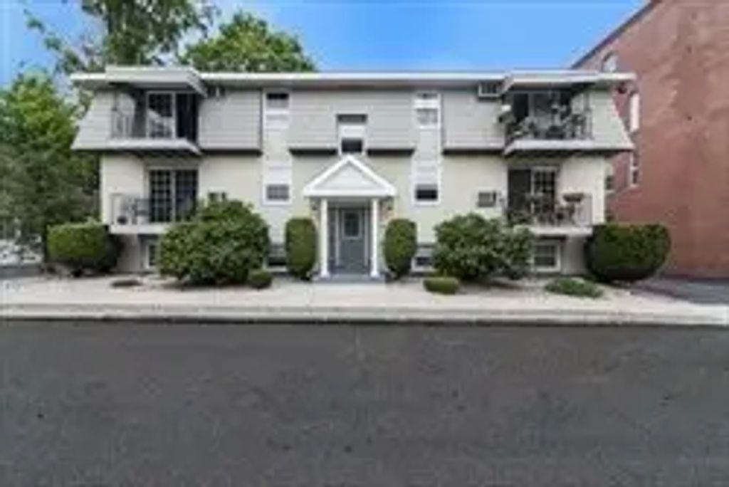 13 Summer Street #10, Westborough