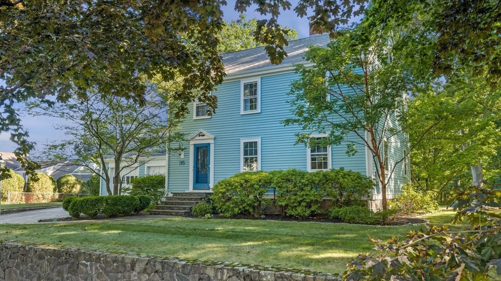 35 Arthur Avenue, Marblehead