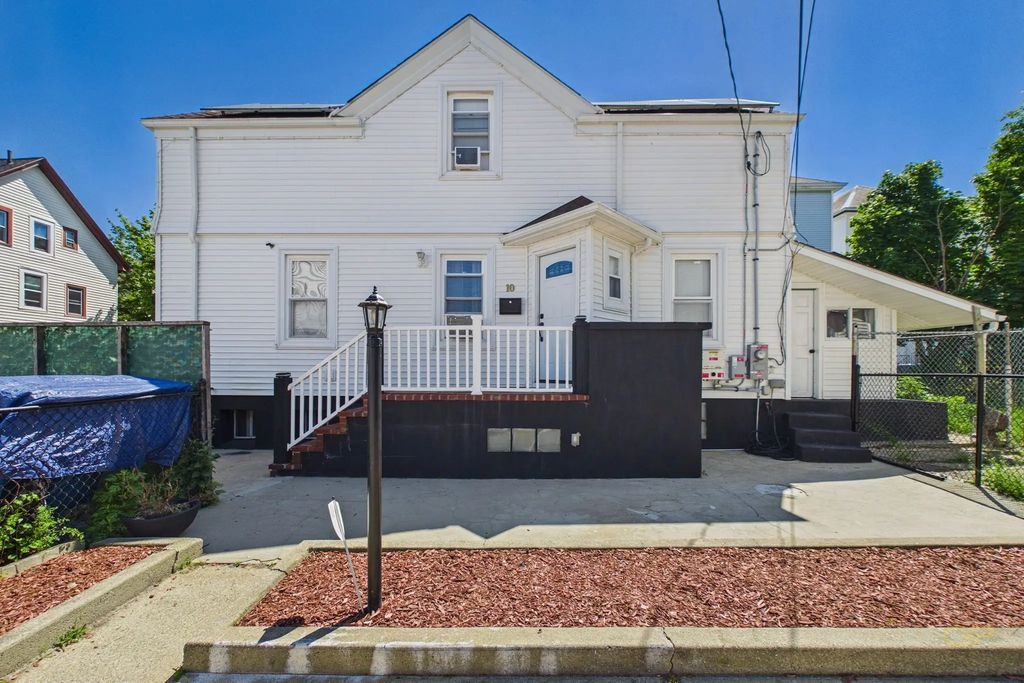 10 Ashley St, New Bedford