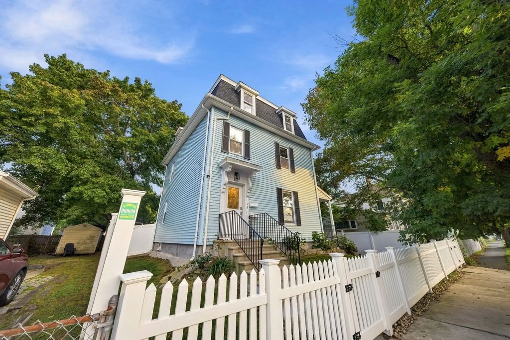 28 S Warren St, Haverhill