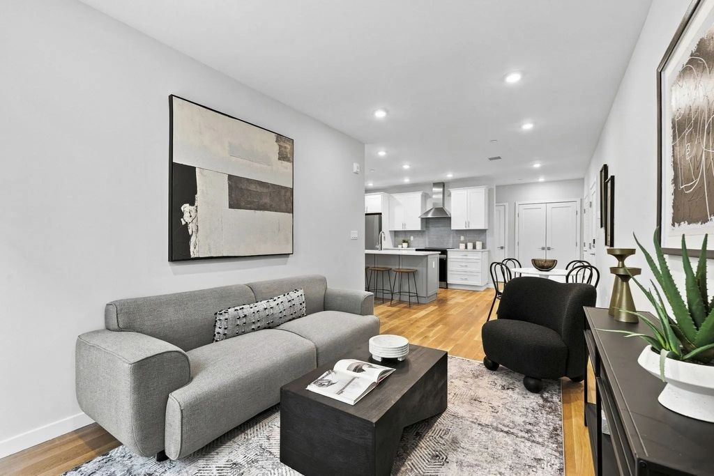 267 Old Colony #206, Boston
