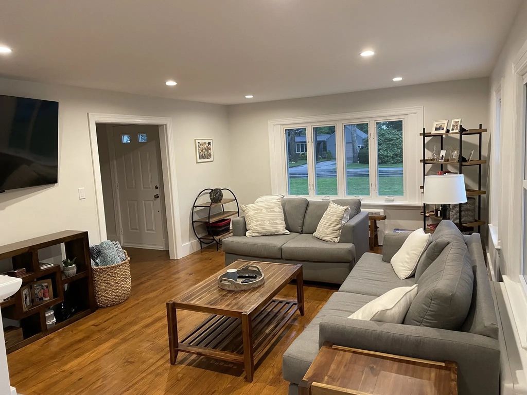30 Jericho Path, Falmouth
