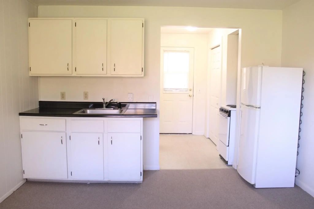 10 Belchertown Rd #18, Amherst