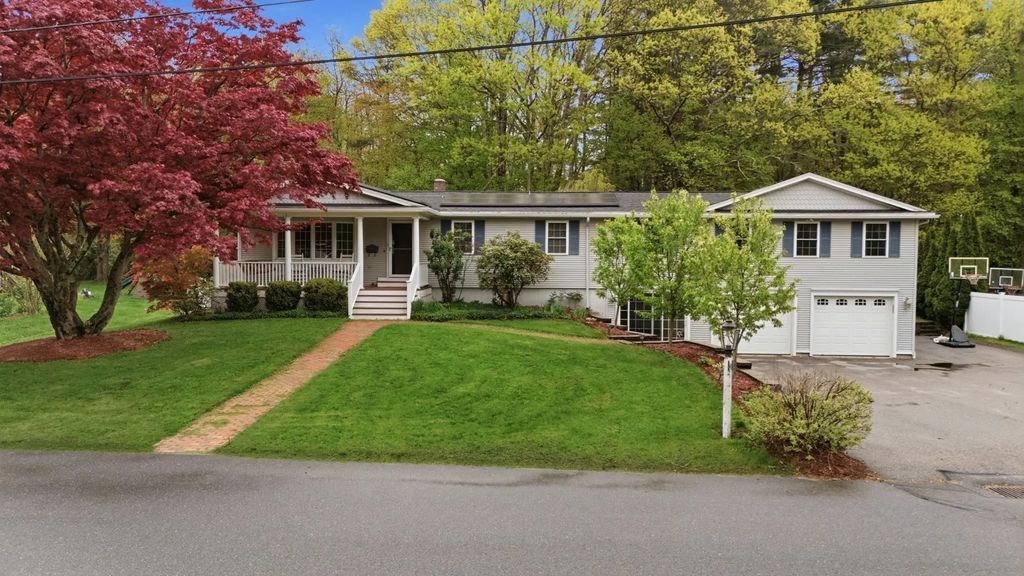 7 Crestwood Rd, Leicester