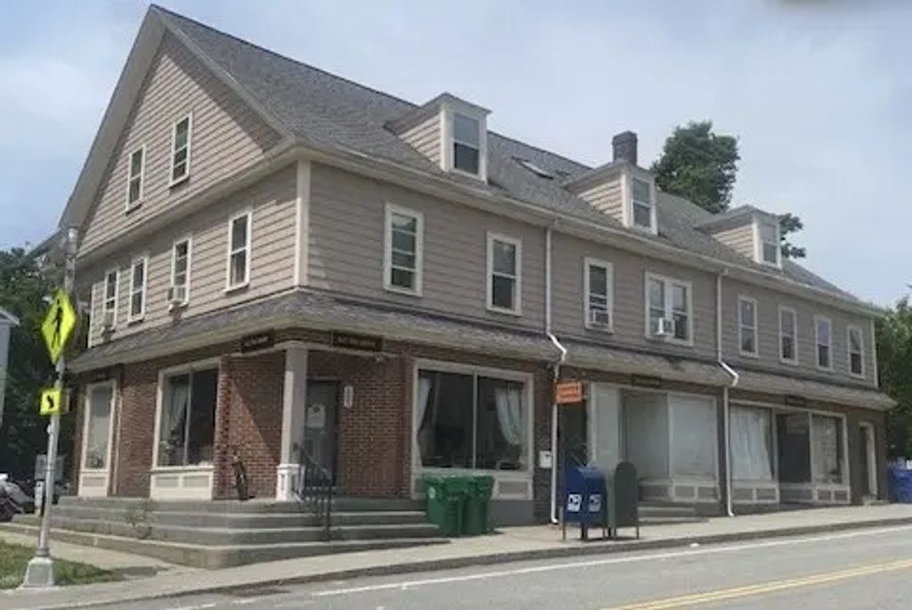 1007-1009 Chestnut, Newton