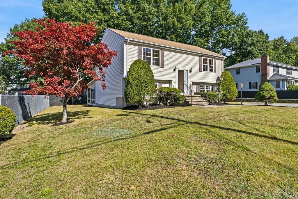 18 Woodland Street, Methuen