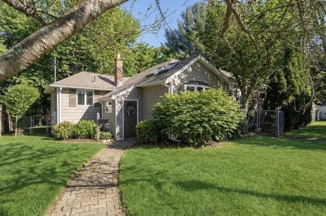 35 Lincoln Avenue, Lynnfield