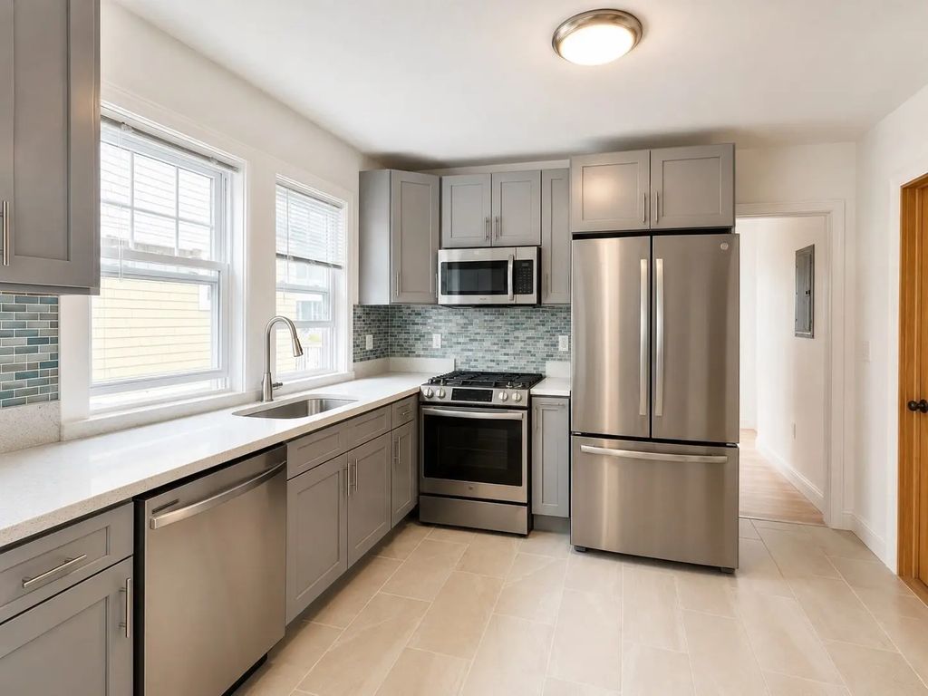 30 Eatonia St #30, Boston