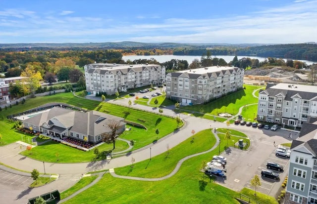 2 Codman Way #408, Westborough