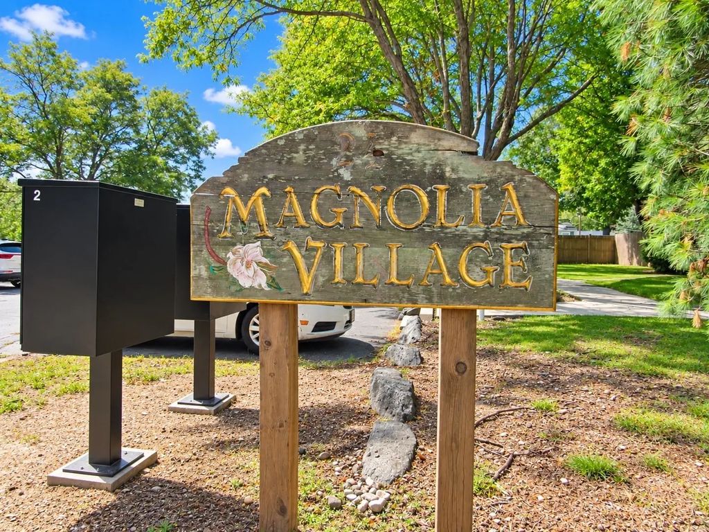 24 Magnolia St #11, Attleboro