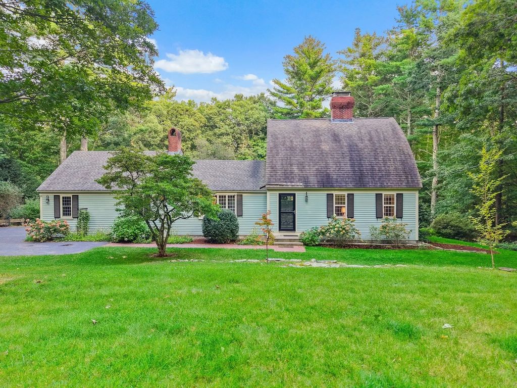 35 Bare Hill Road, Bolton