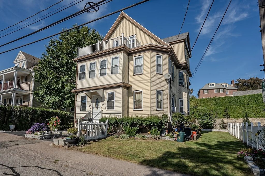 162-164 Glendale Rd, Quincy