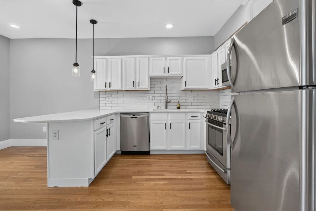 254 Lafayette St #2f, Salem
