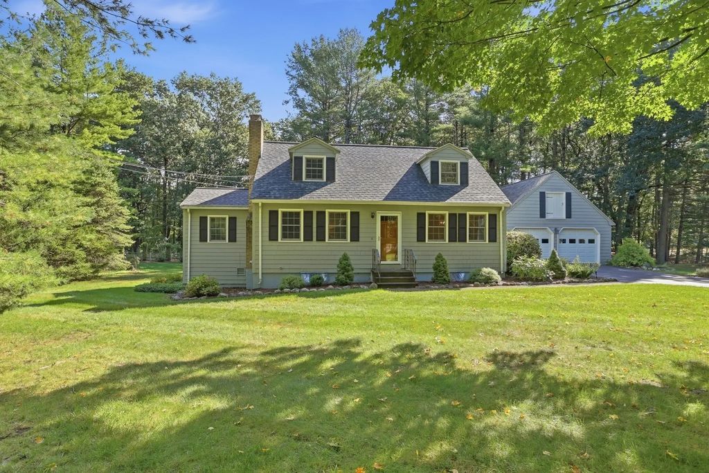 46 Beaver Brook Road, Westford