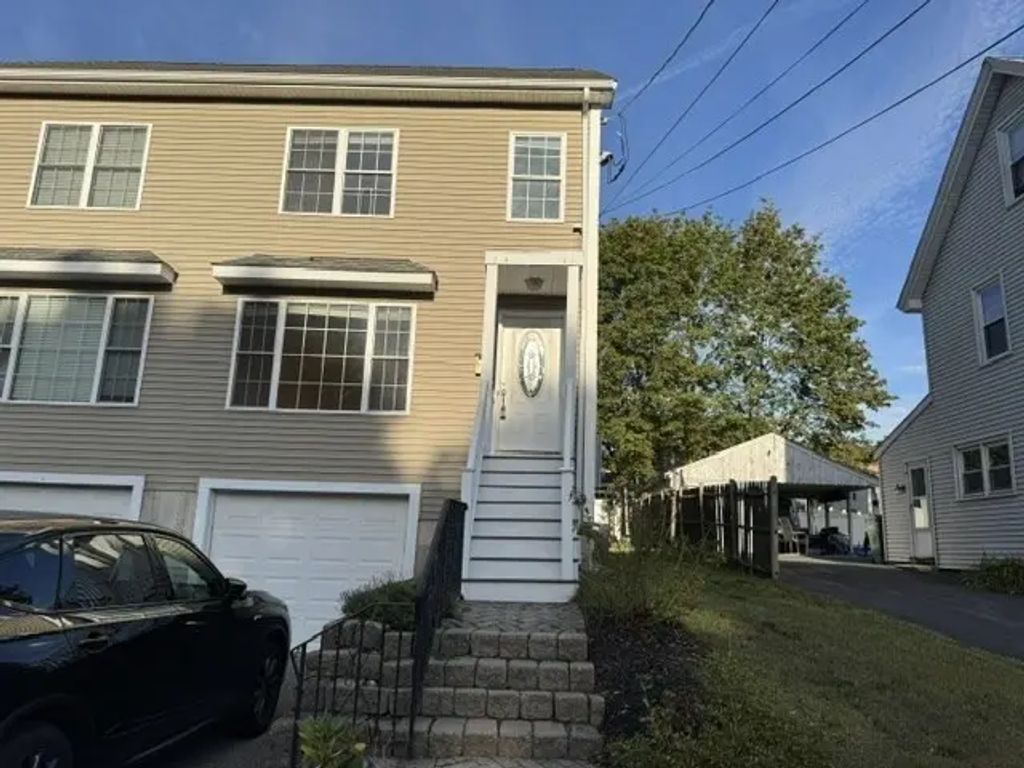 9 Grove Street #1, Woburn