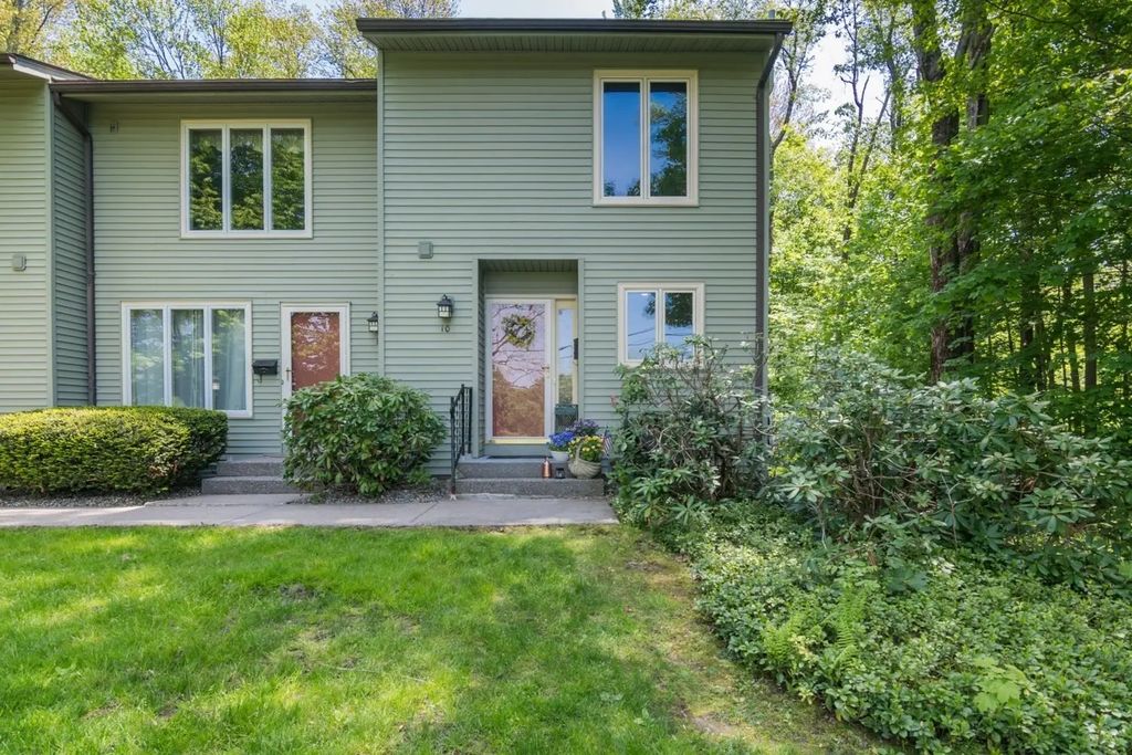 10 Walnut St #10, Montague