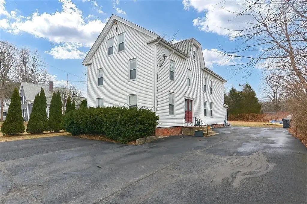 22 North Street #3, Grafton