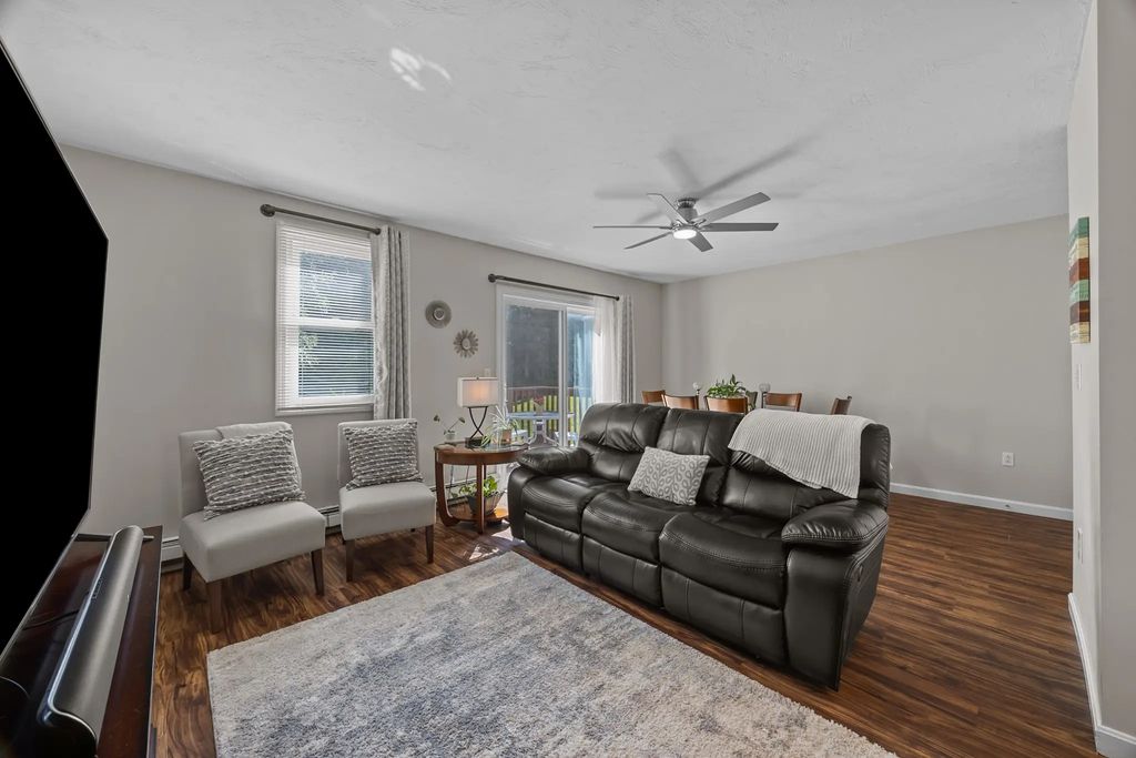 11 Towle Drive #11, Holden
