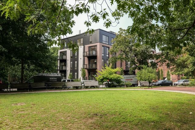 80 Vernon Street #unit 1-a, Brookline