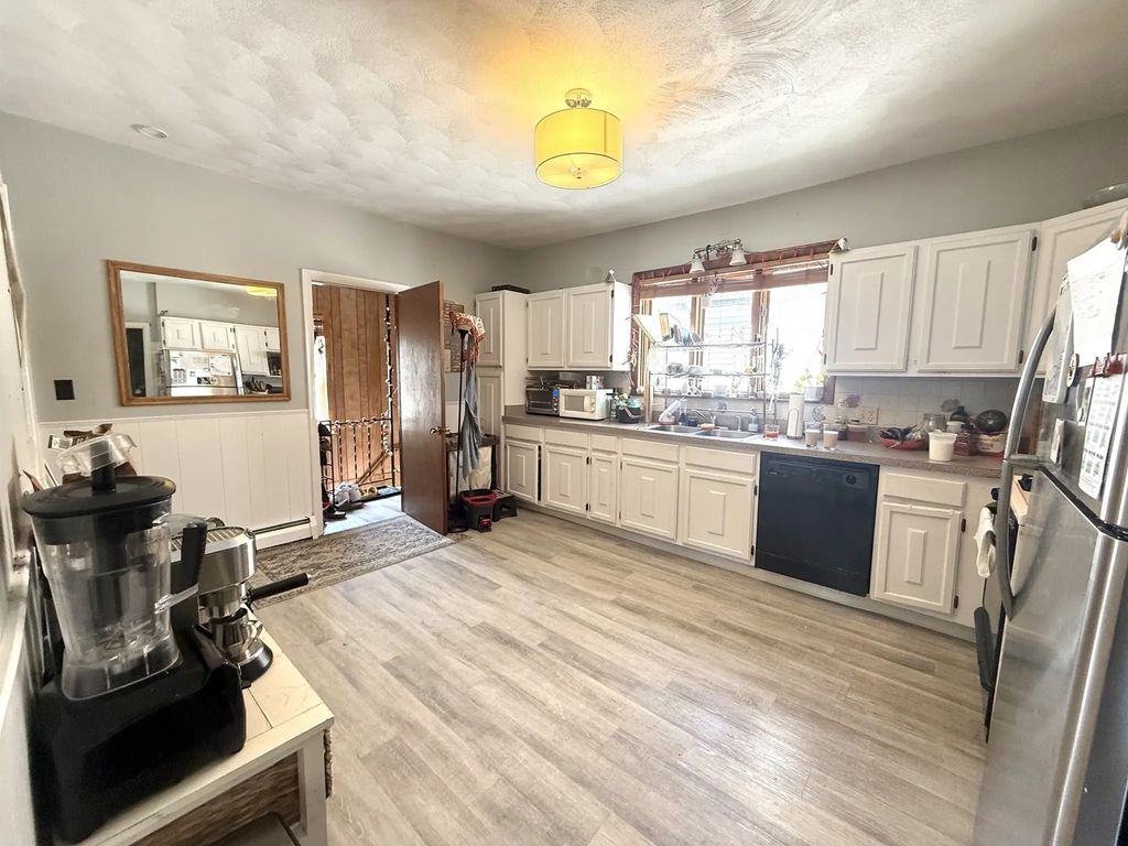 27 Hale Ave. #2, Medford
