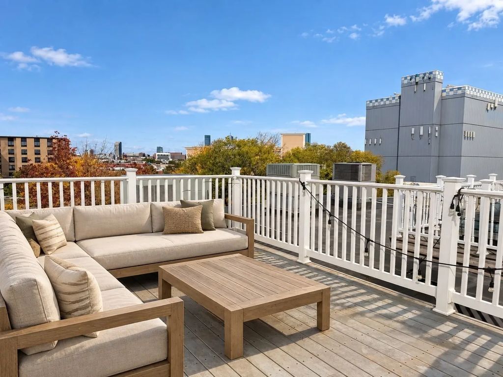 104 Boston St #3, Boston