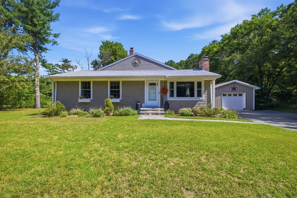 298 Neck Rd, Rochester