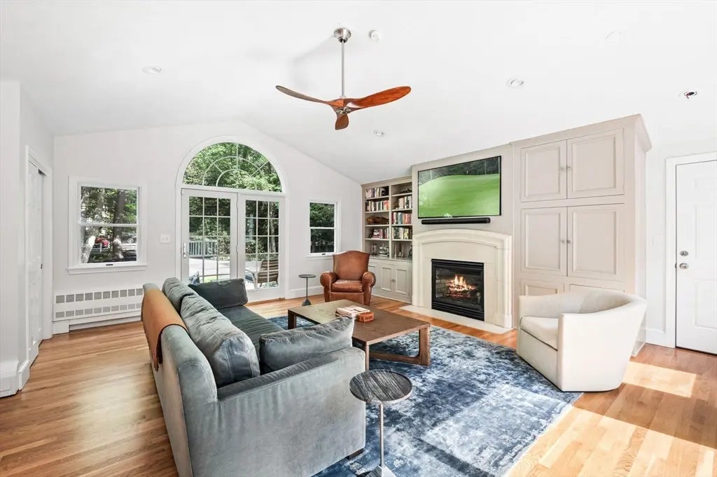 88 Haverhill Road, Topsfield