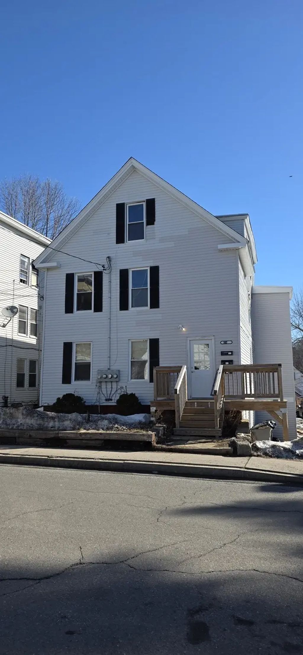 274 Pleasant St, Gardner