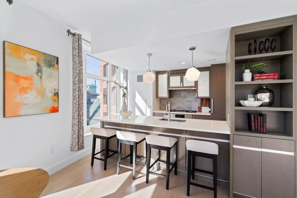 100 Lovejoy Wharf #ph 1b, Boston