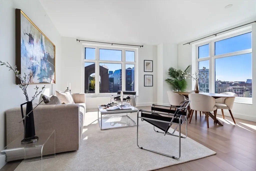 100 Lovejoy Wharf #ph 1b, Boston