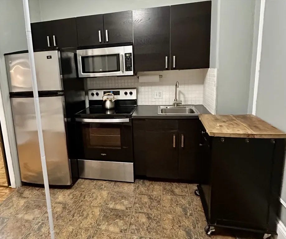 21 Beacon St #4q, Boston