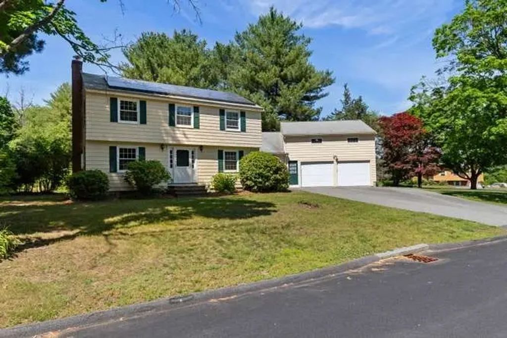 6 Conestoga Rd, Lexington