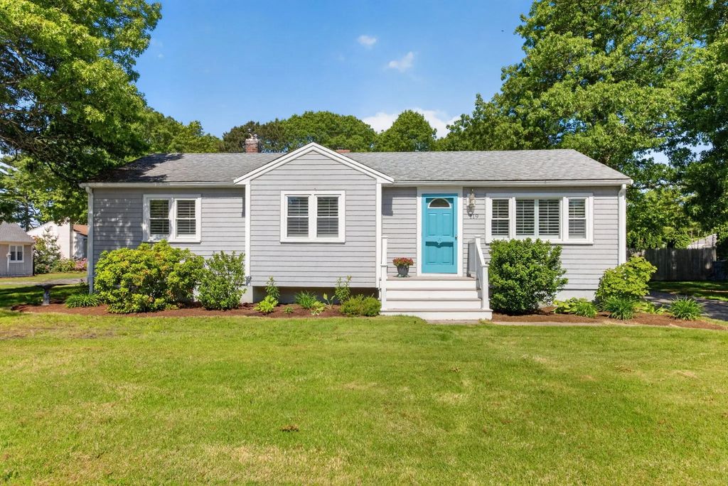 119 Seacoast Shores Blvd, Falmouth