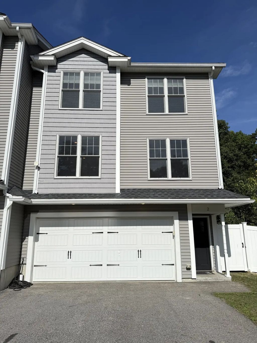 2 Burncoat Hts, Worcester