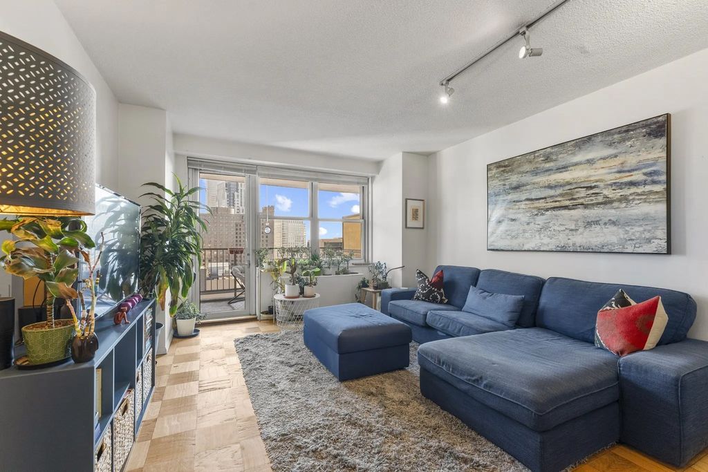 151 Tremont St #19t, Boston