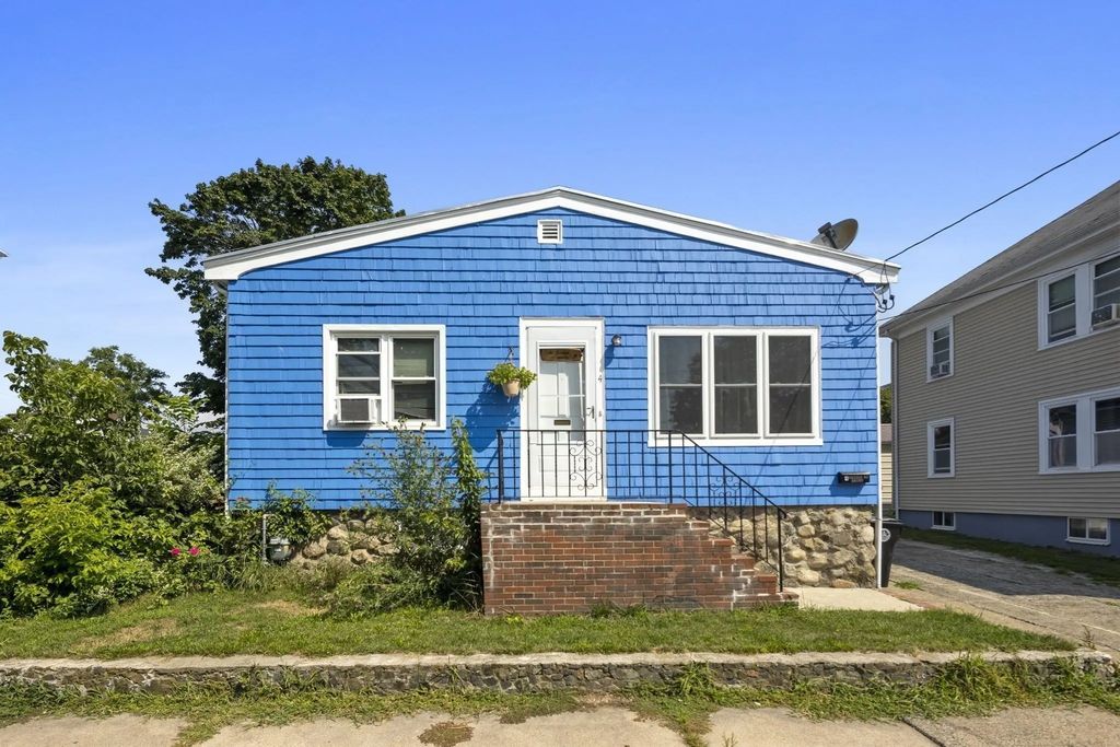 4 Arthur Street, Salem