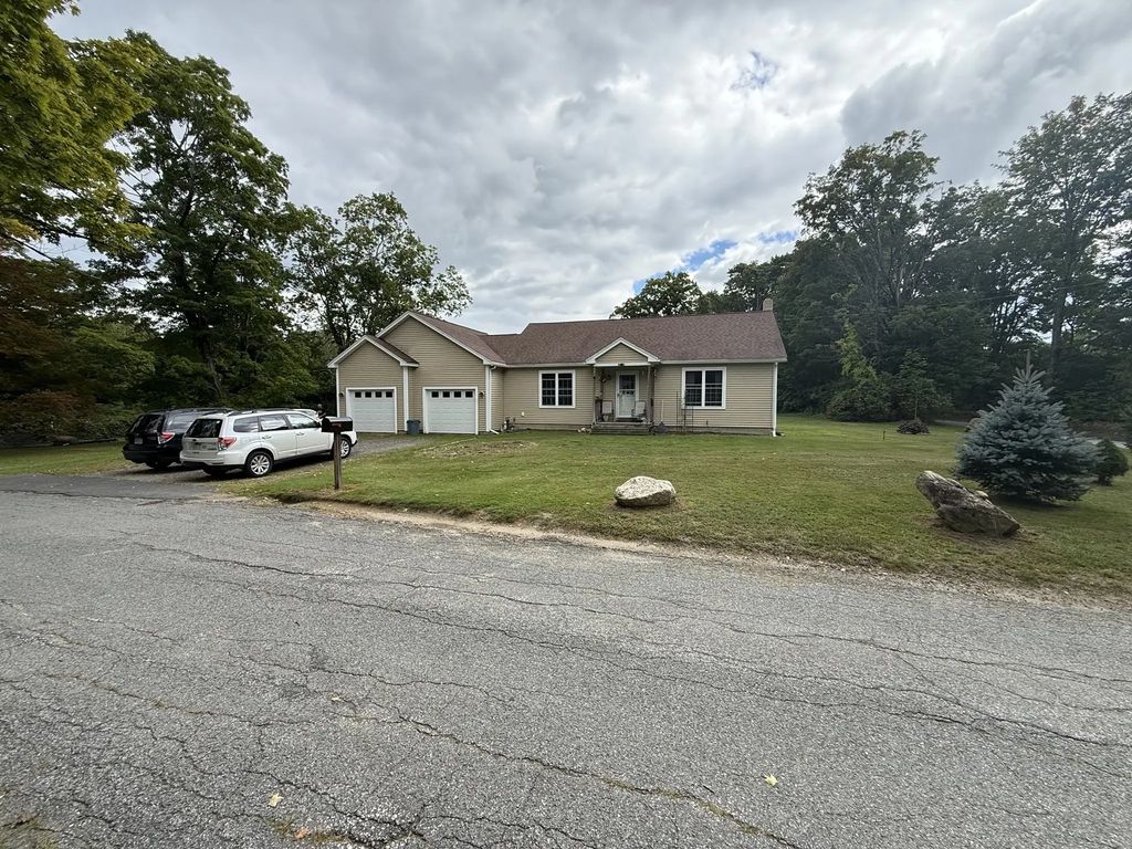 214 Tom Swamp Rd, Athol