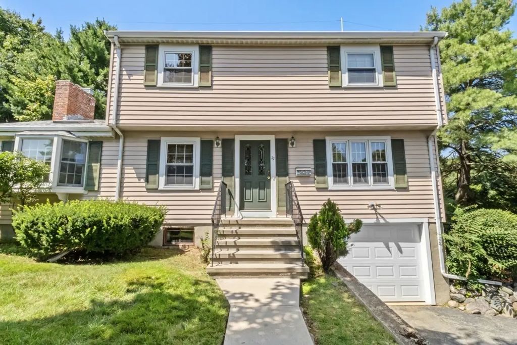 27 Valley Rd, Needham